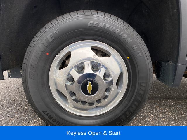Certified 2022 Chevrolet Silverado 3500 High Country w/ Technology Package image 24