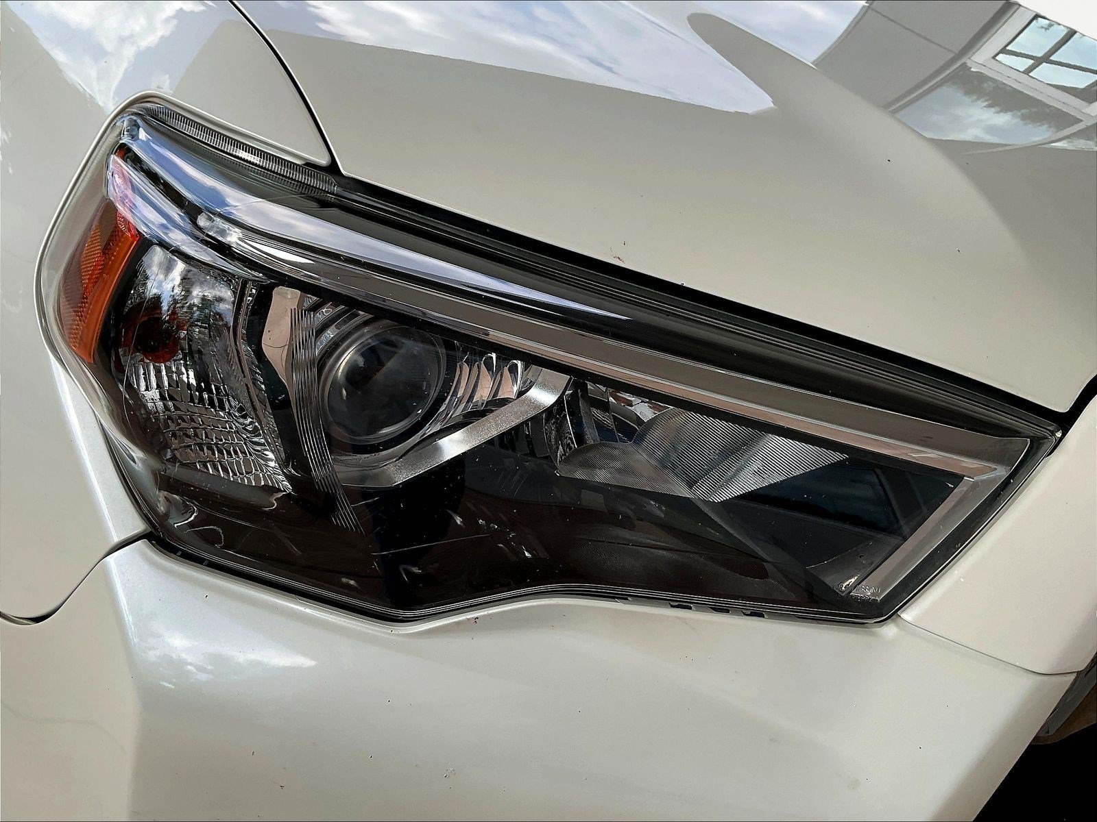 Used 2019 Toyota 4Runner Limited AWD/4WD image 30
