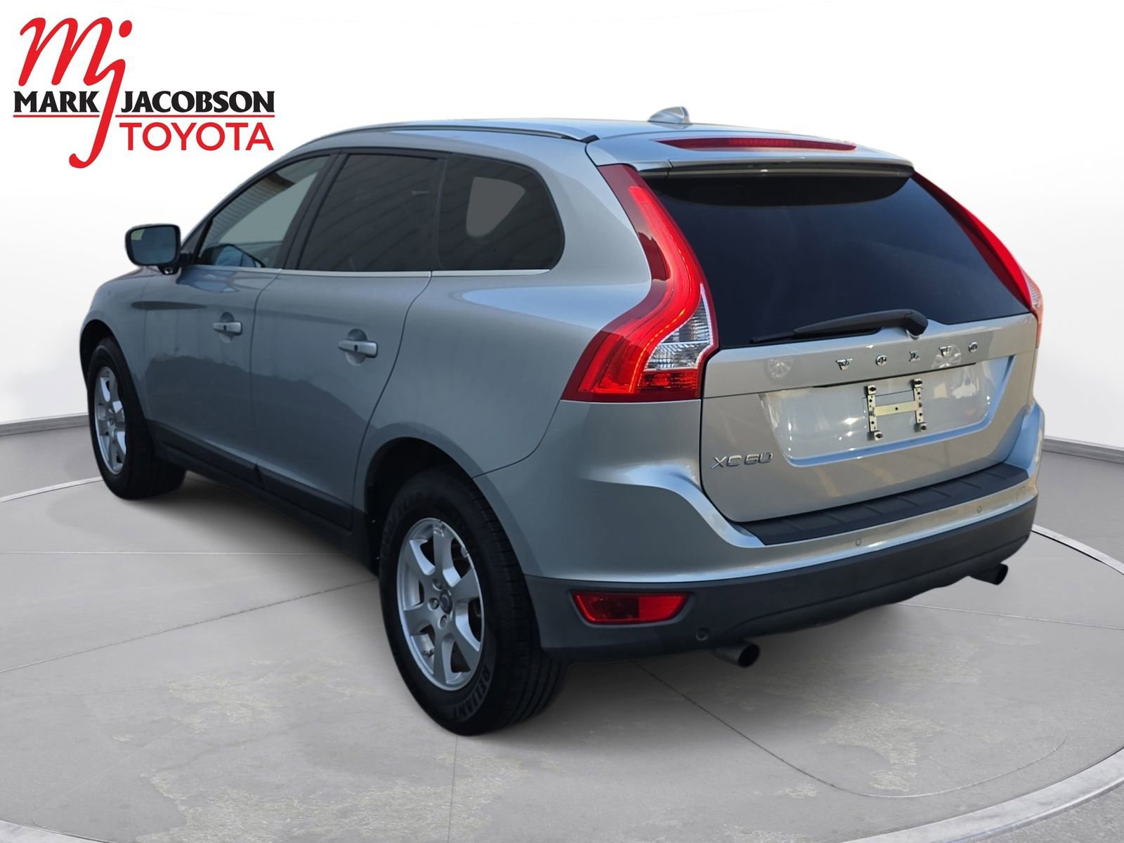 Used 2011 Volvo XC60 3.2 R-Design image 11
