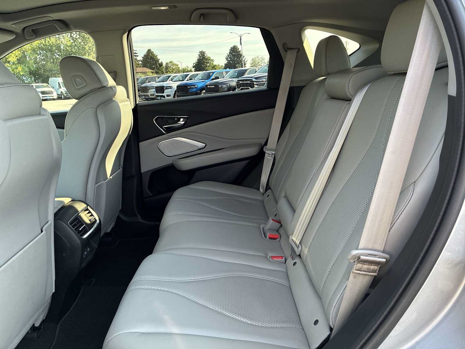 Used 2019 Acura RDX w/ Technology Package AWD/4WD image 25