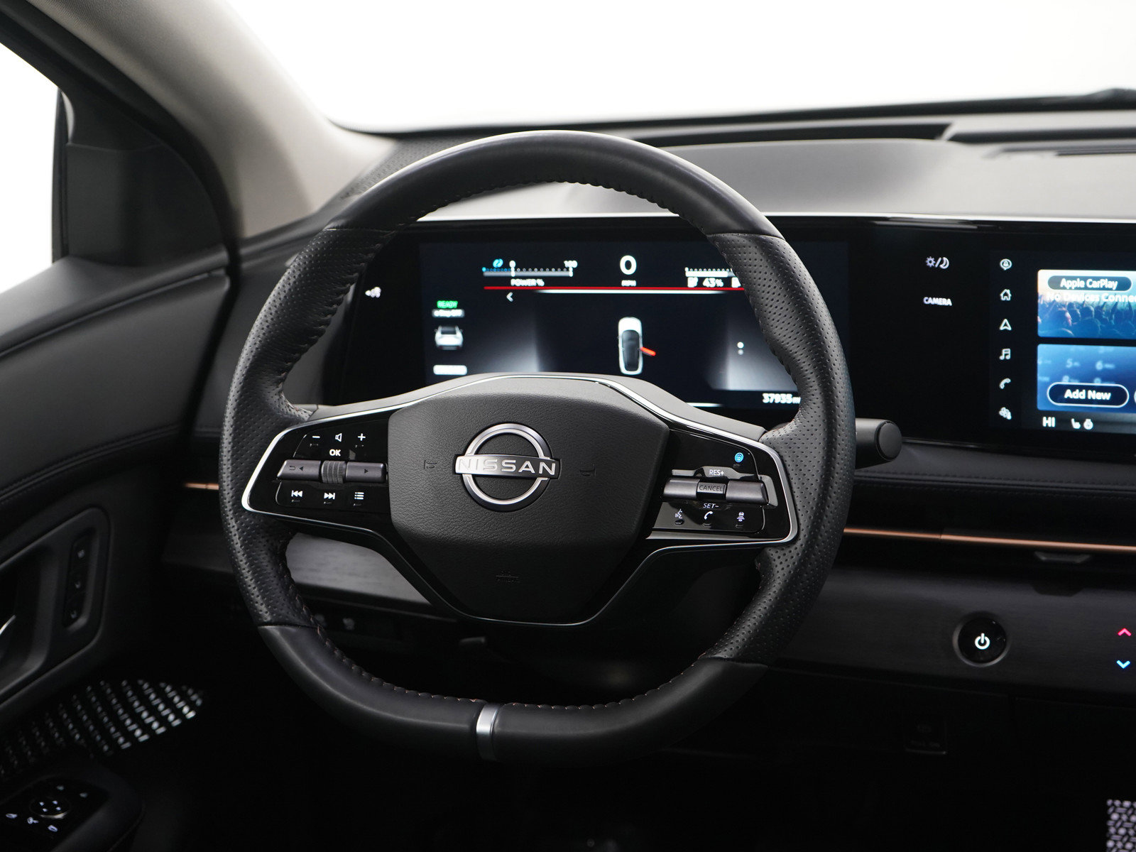 Used 2023 Nissan Ariya FWD image 14