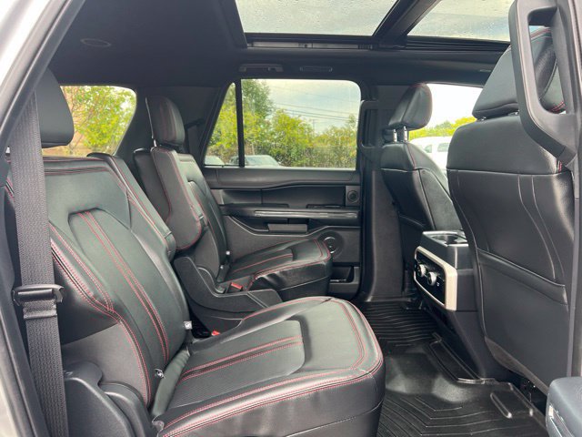Used 2024 Ford Expedition Max Limited AWD/4WD image 14