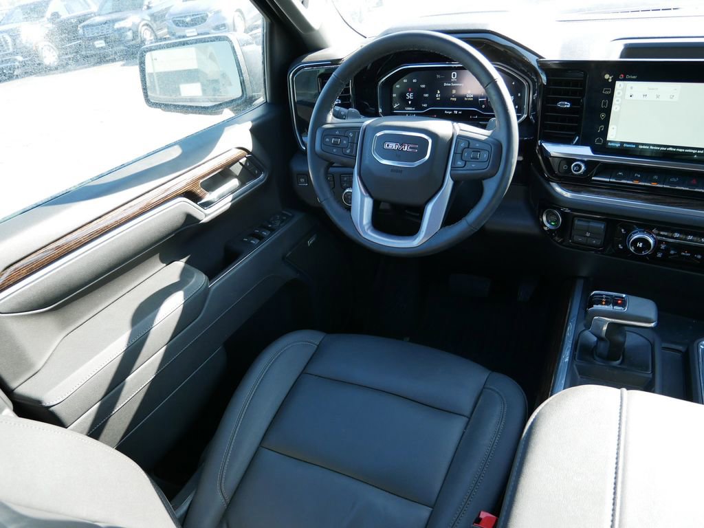 Used 2025 GMC Sierra 1500 Elevation w/ Elevation Premium Package image 13