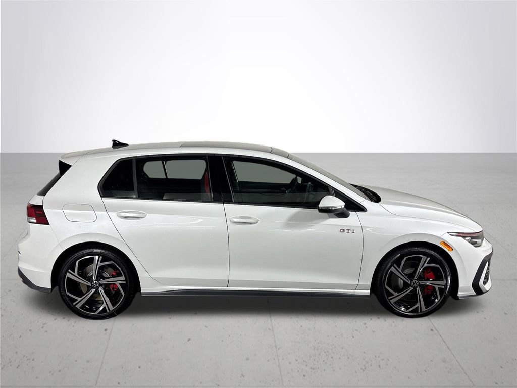 New 2025 Volkswagen GTI SE image 5