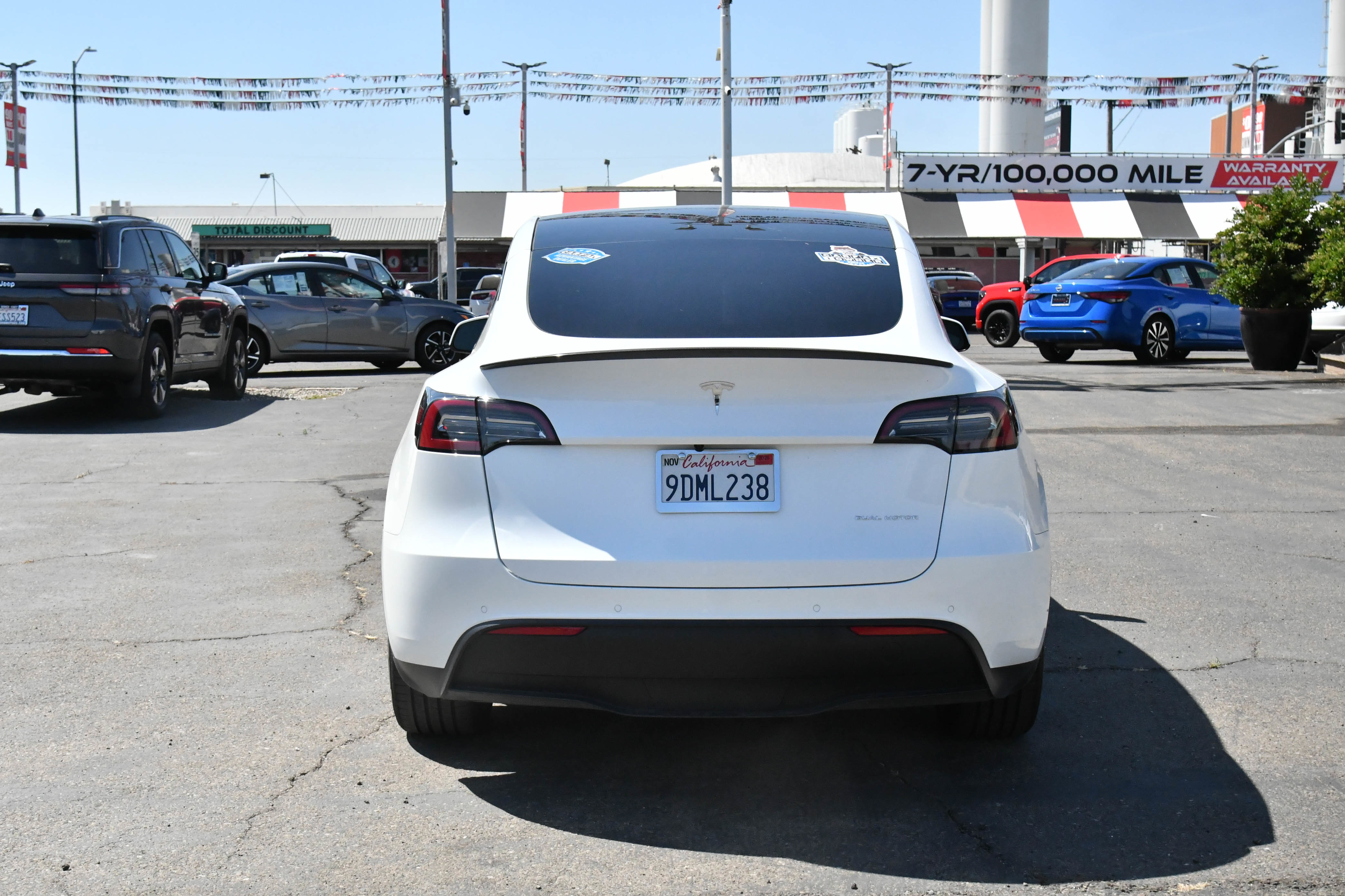 Used 2023 Tesla Model Y Long Range AWD/4WD image 7
