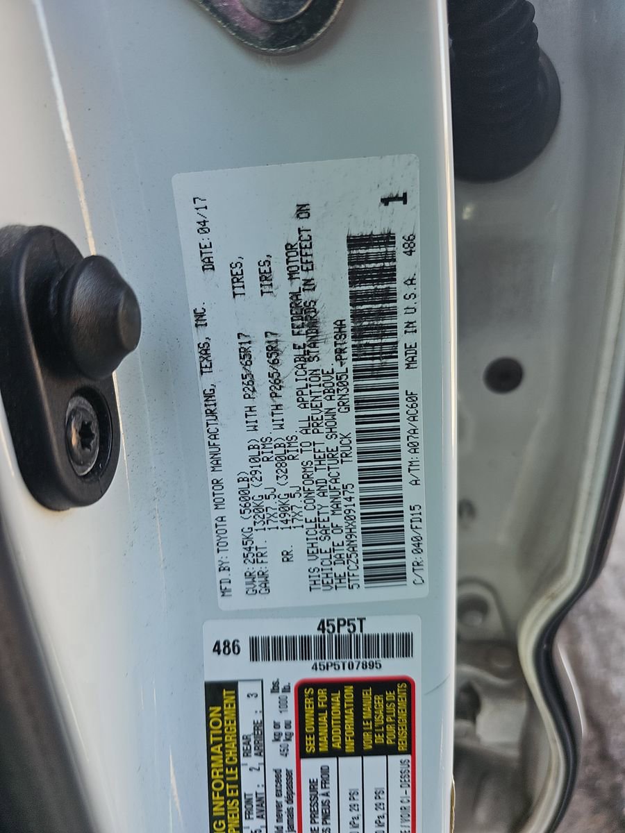 Used 2017 Toyota Tacoma TRD Sport image 20