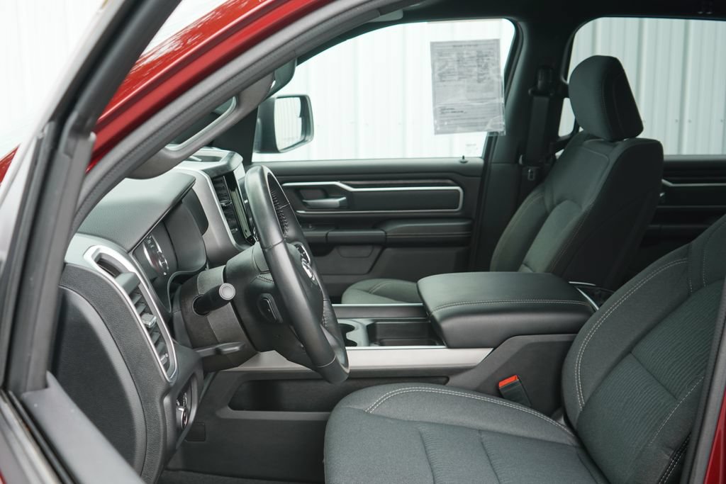 Used 2022 RAM 1500 Big Horn AWD/4WD image 14