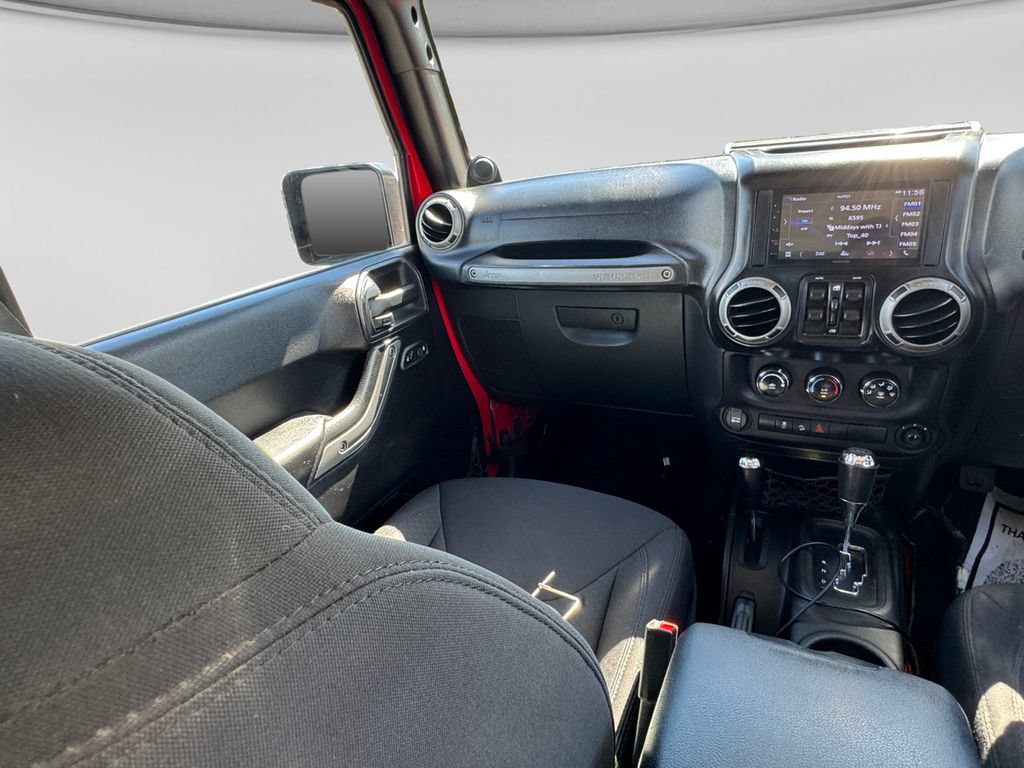 Used 2014 Jeep Wrangler Unlimited Sport AWD/4WD image 23