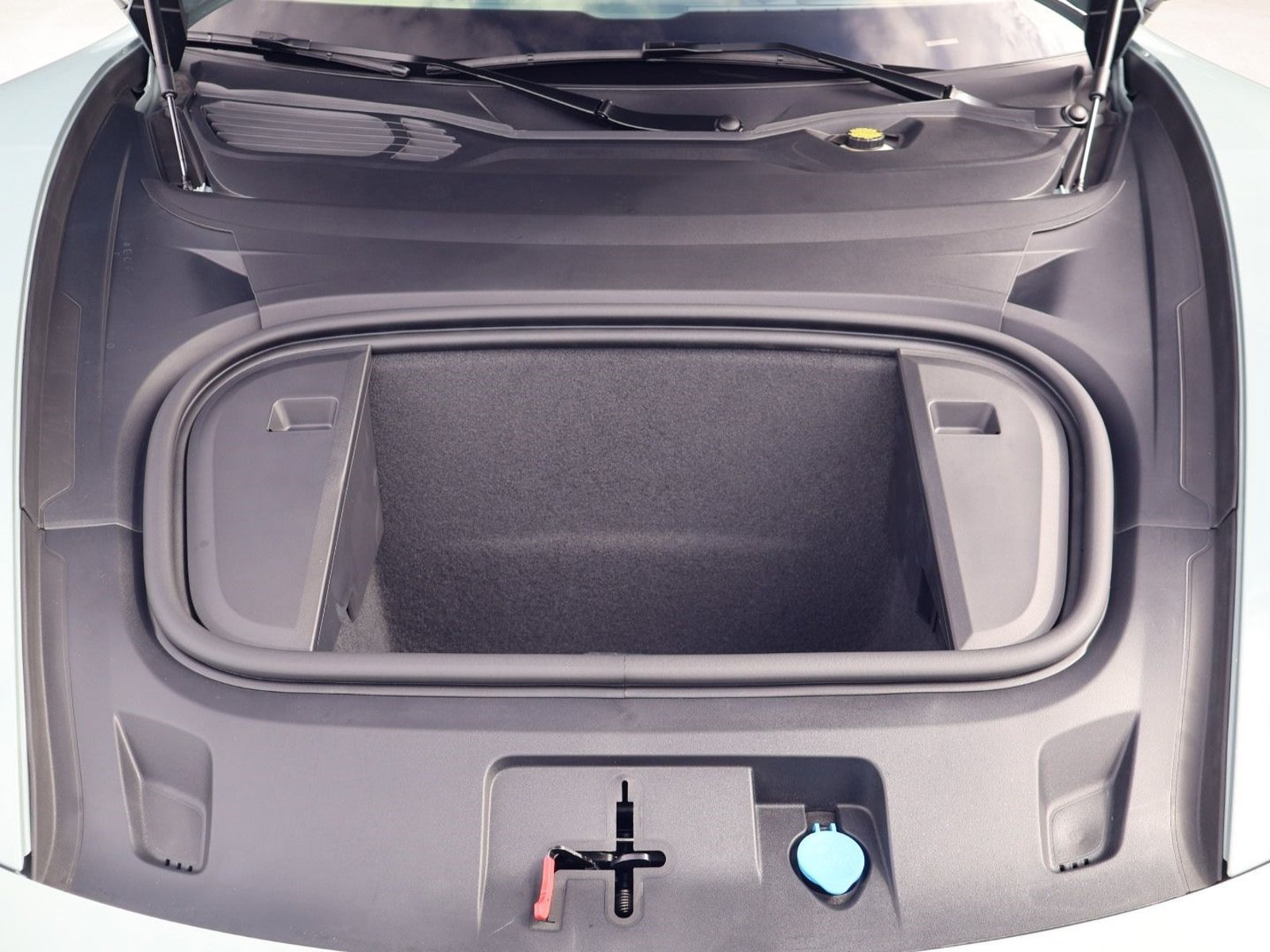 New 2026 Porsche Taycan AWD/4WD image 26