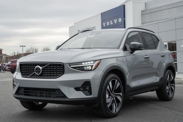 New 2026 Volvo XC40 B5 Ultra w/ Protection Package Premier image 3