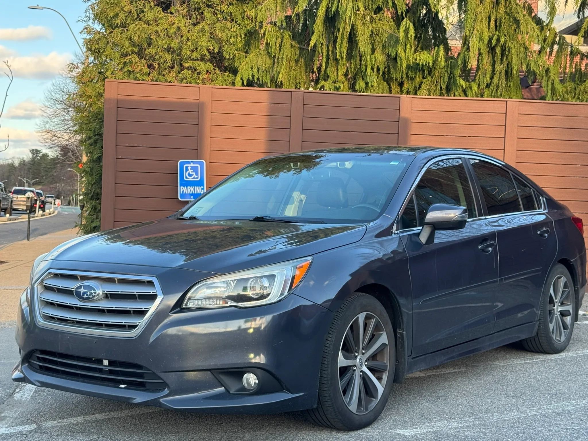 Used 2015 Subaru Legacy 2.5i Limited image 1
