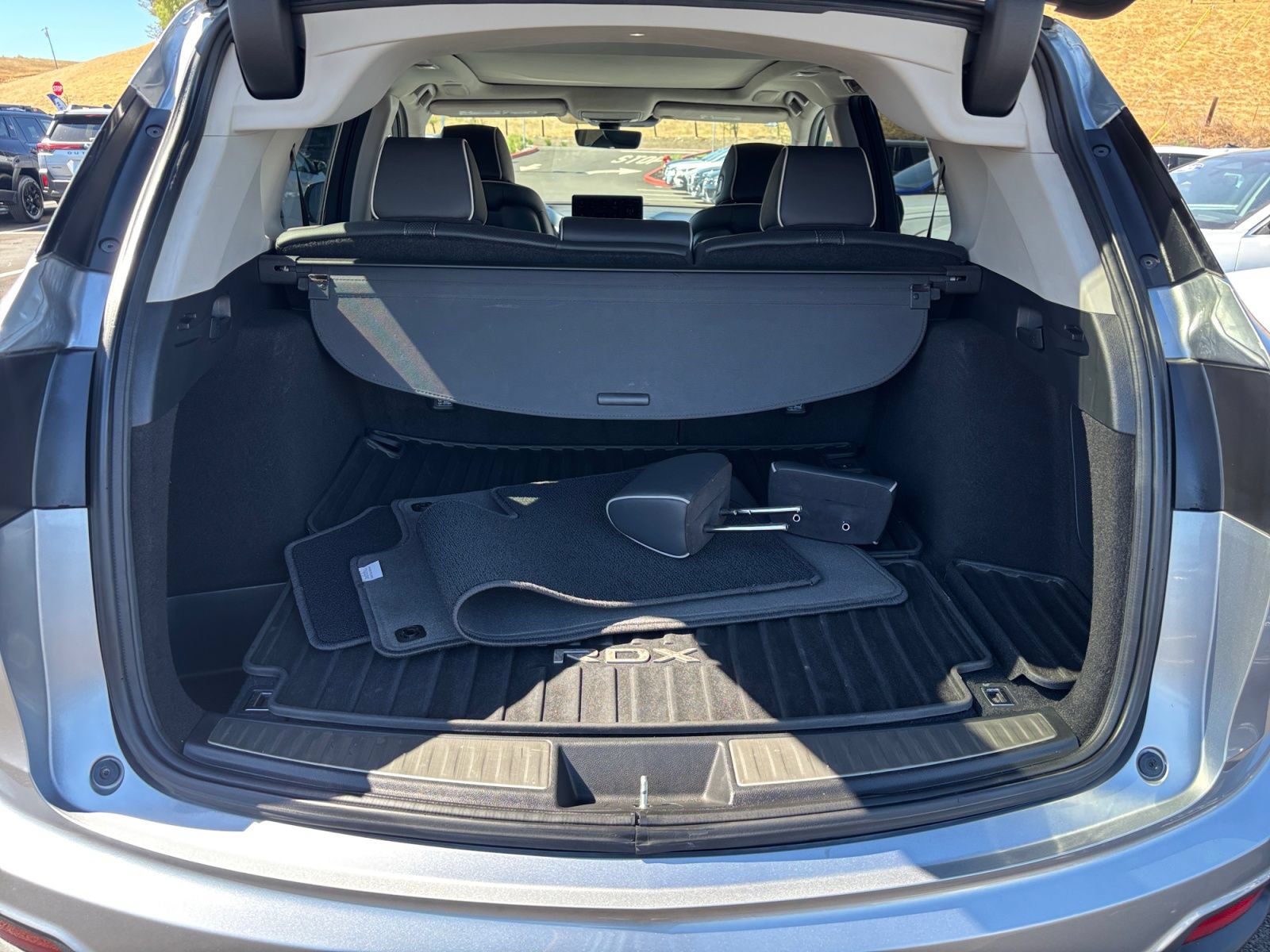 Used 2020 Acura RDX AWD w/ Advance Package image 19