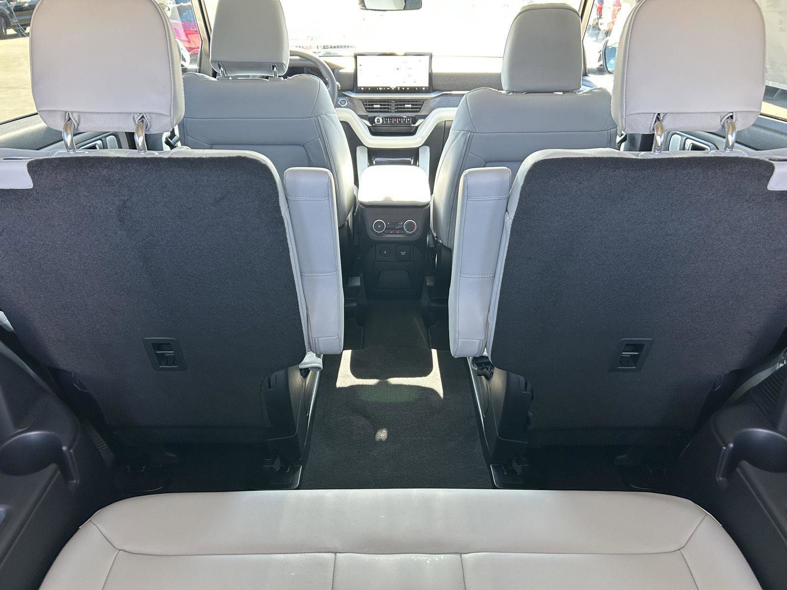 New 2026 Ford Explorer Platinum w/ LUX Leather Package image 35