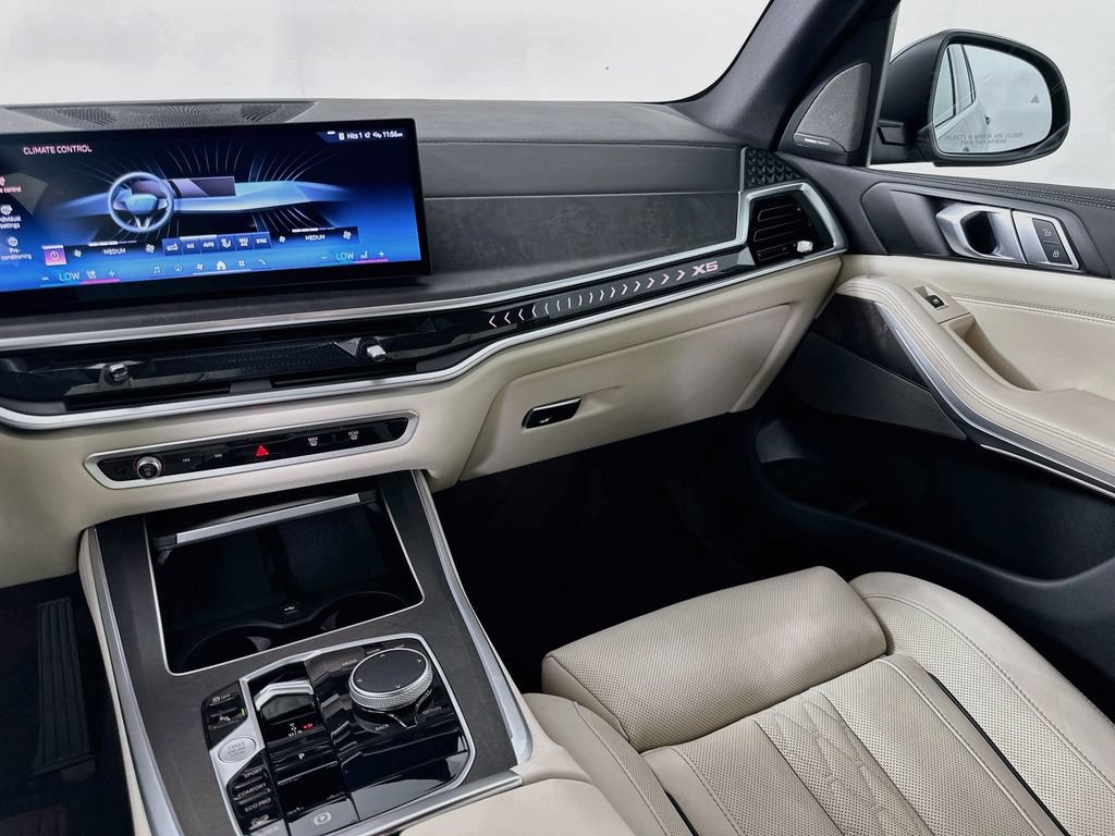 Certified 2024 BMW X5 xDrive40i w/ Premium Package AWD/4WD image 24