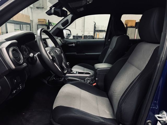 Used 2023 Toyota Tacoma TRD Sport image 16
