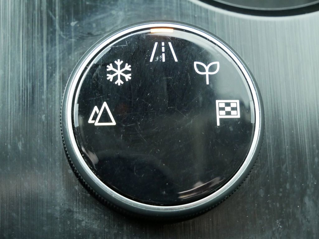 Used 2022 Nissan Rogue SL w/ SL Premium Package image 26