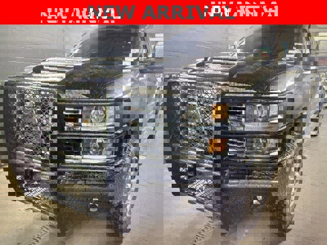 Used 2018 Chevrolet Silverado 2500 High Country w/ Duramax Plus Package image 2