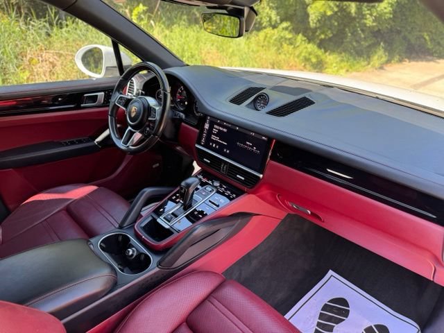 Used 2019 Porsche Cayenne S AWD/4WD image 19