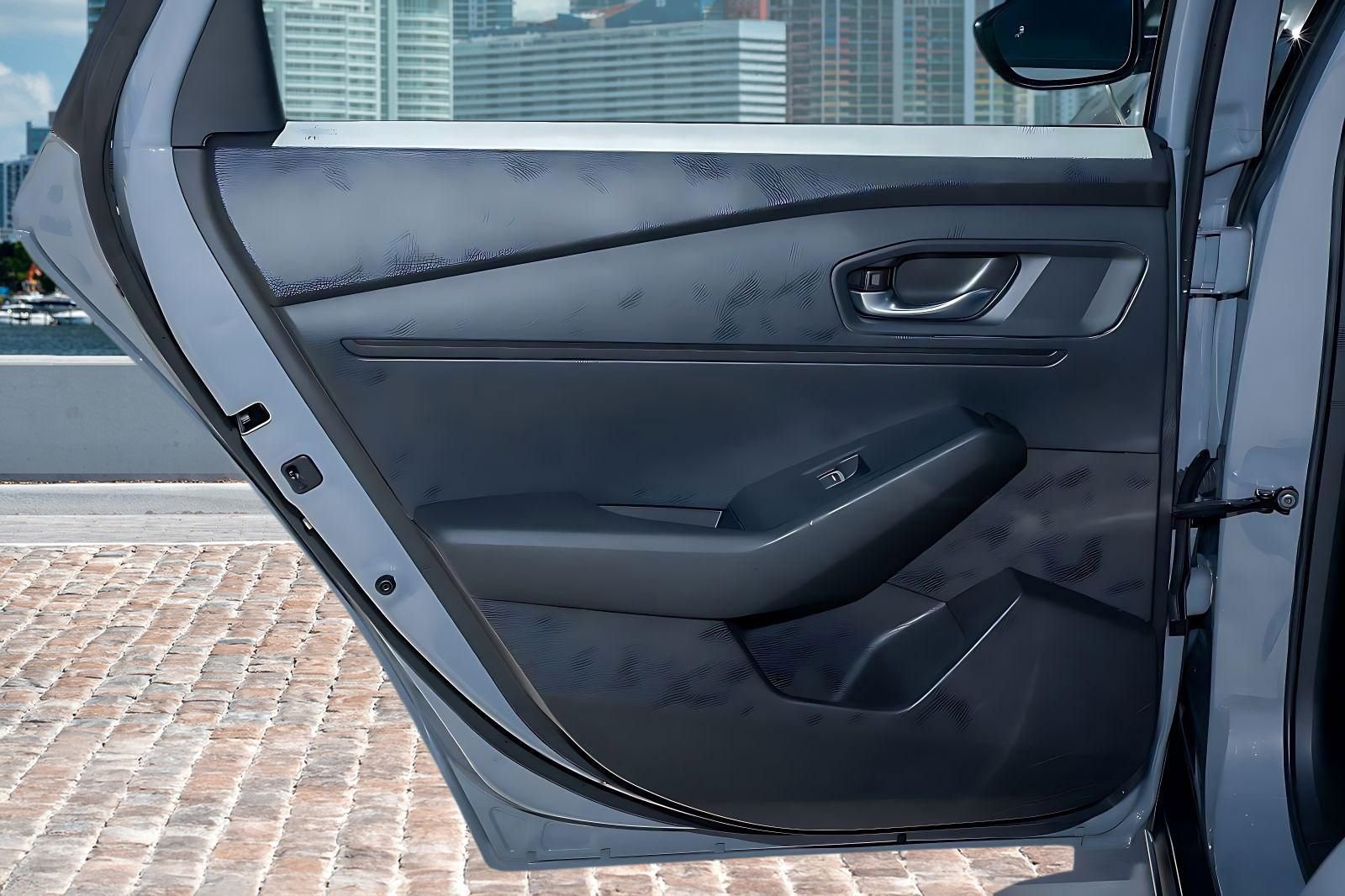 Certified 2025 Honda Accord SE image 11
