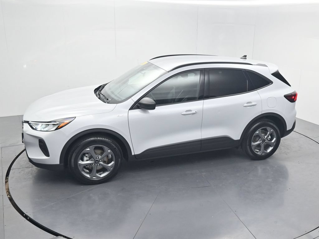 Used 2025 Ford Escape ST-Line AWD/4WD image 57
