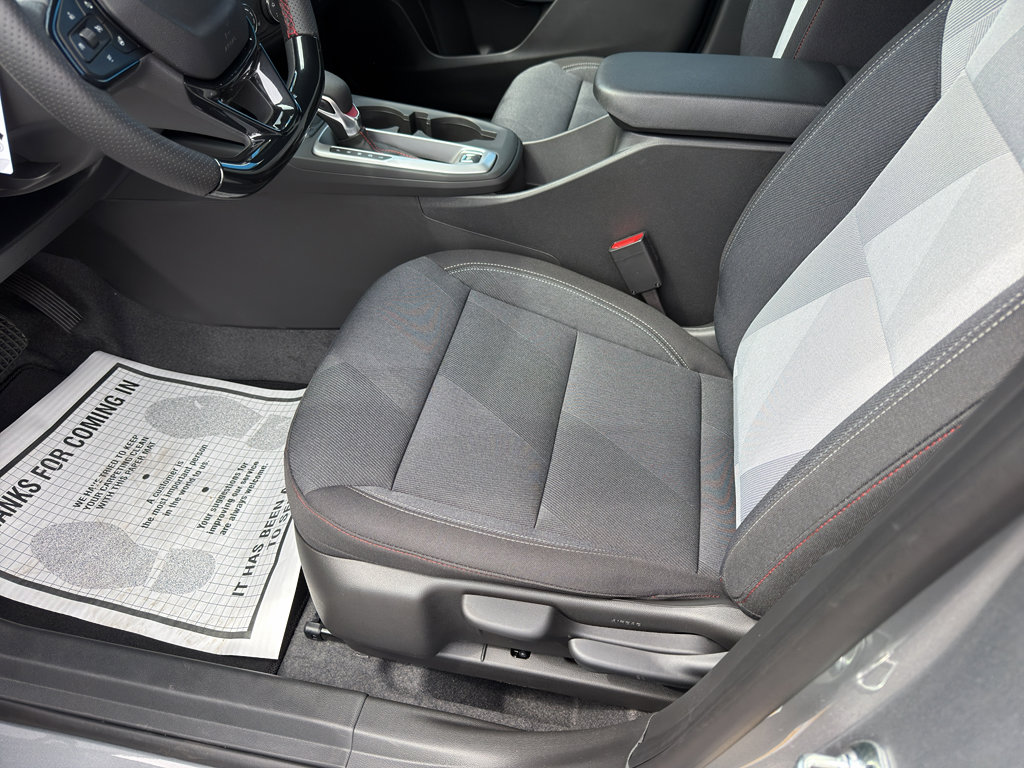 New 2026 Chevrolet Trax RS image 13