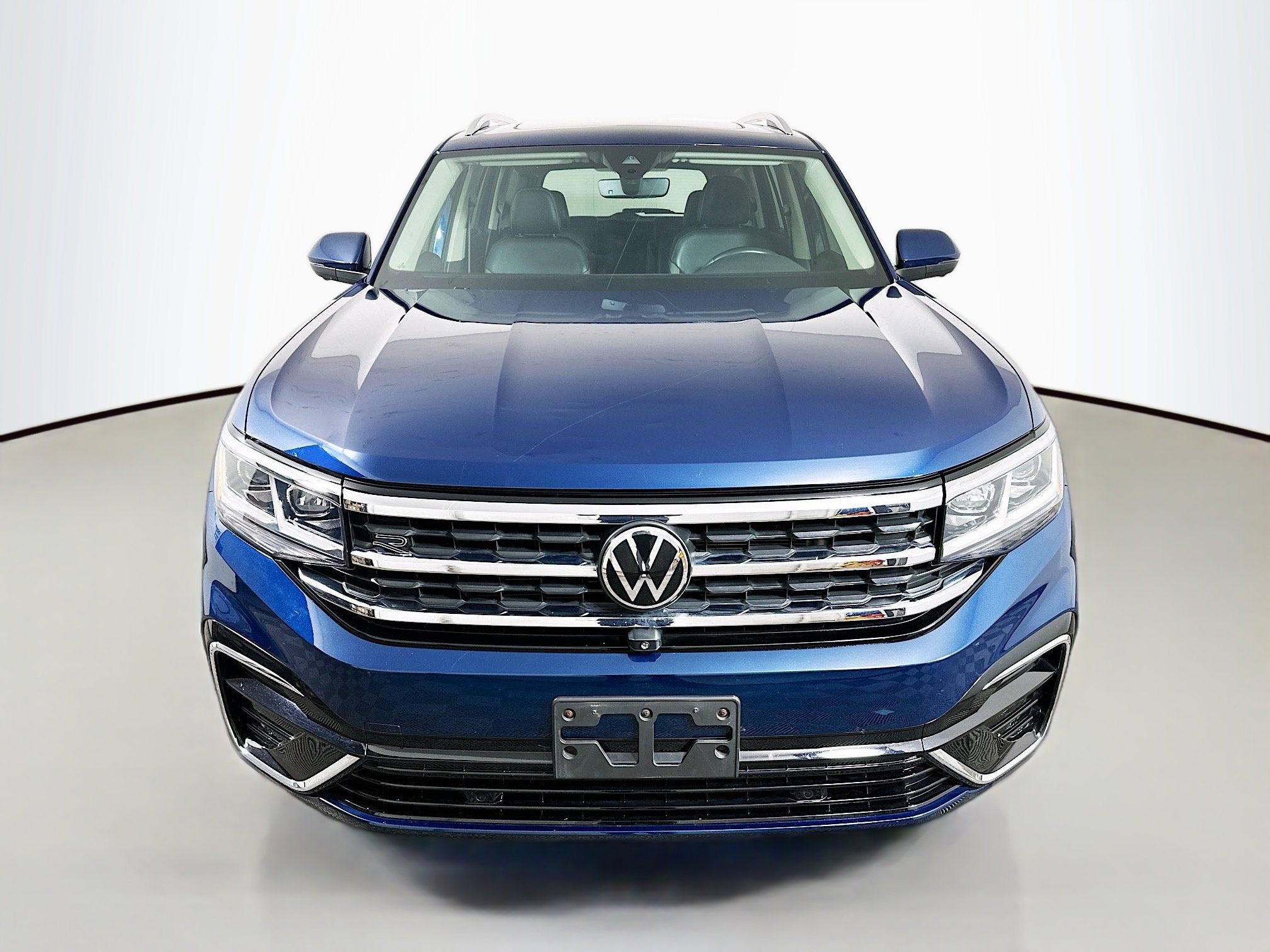 Used 2023 Volkswagen Atlas SEL Premium image 2