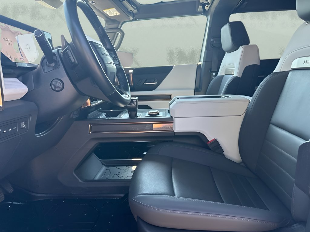 Used 2025 GMC Hummer EV 2X AWD/4WD image 9