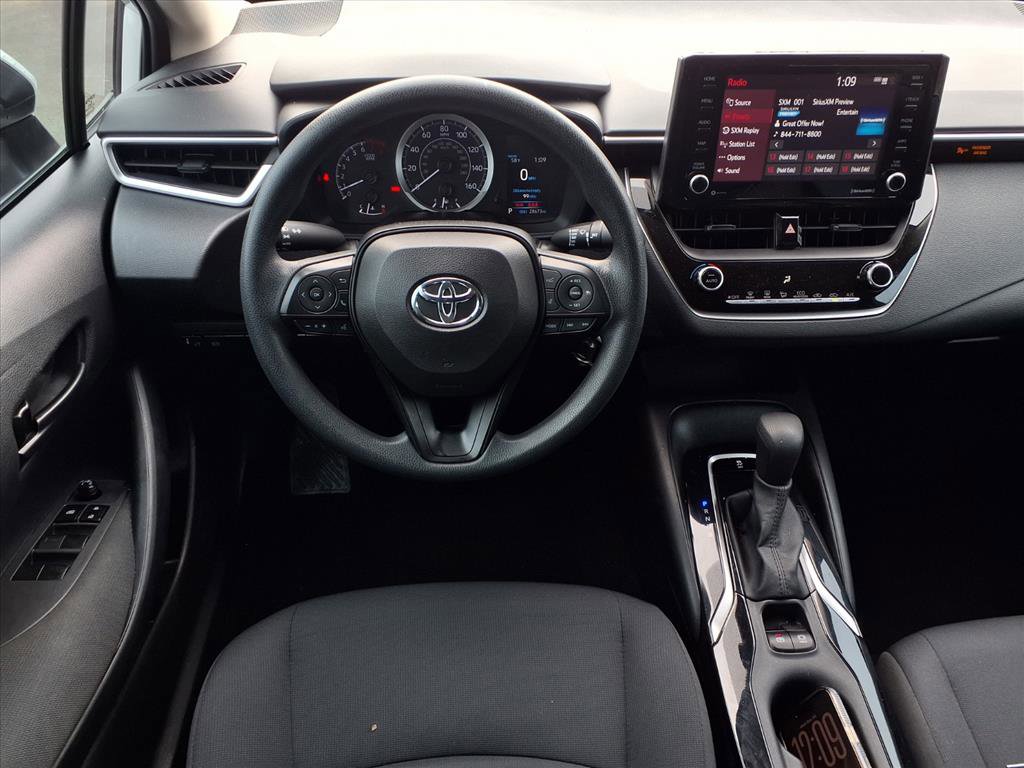 Used 2022 Toyota Corolla LE video 2