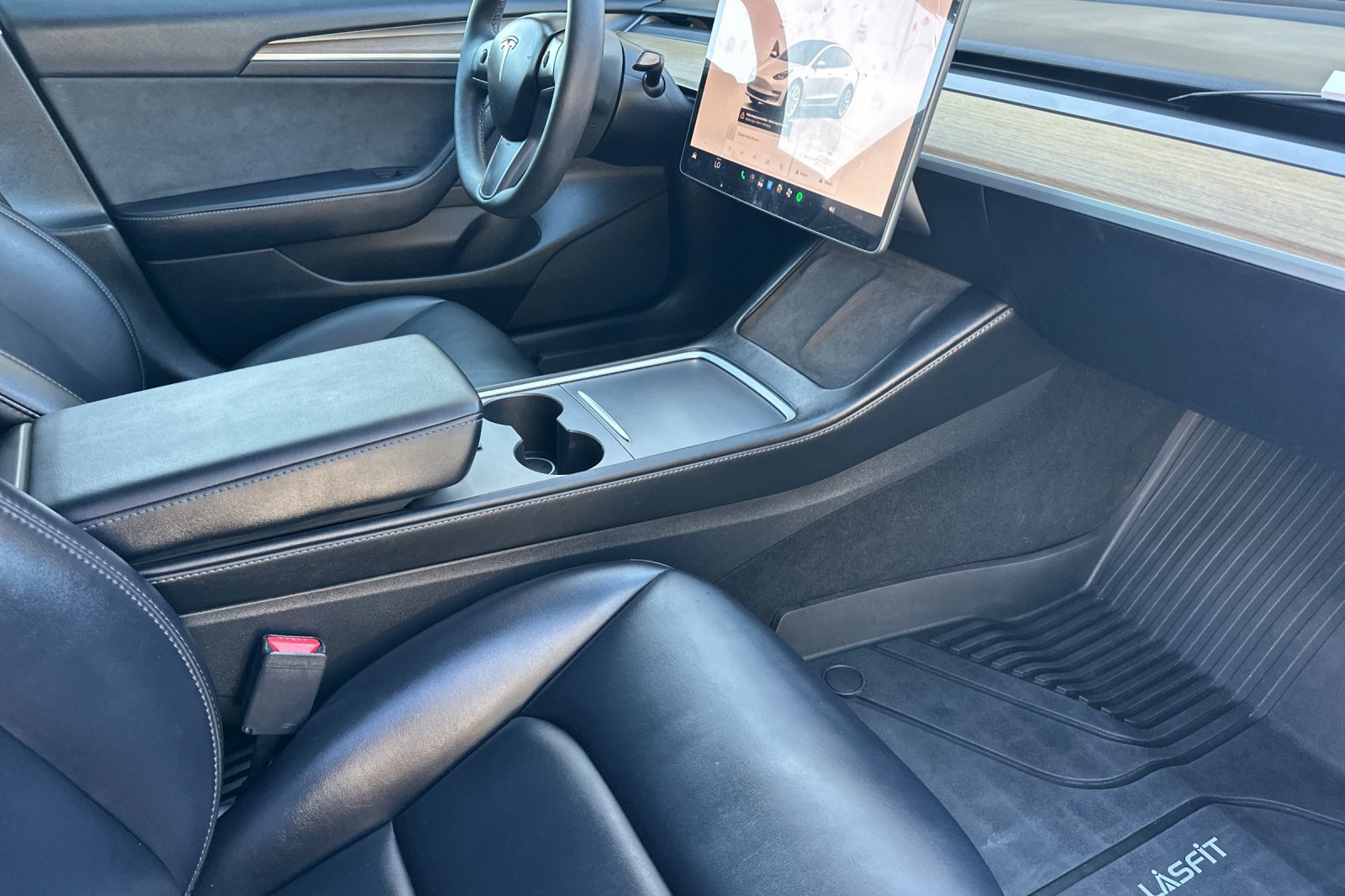 Used 2023 Tesla Model 3 Standard Range RWD image 15
