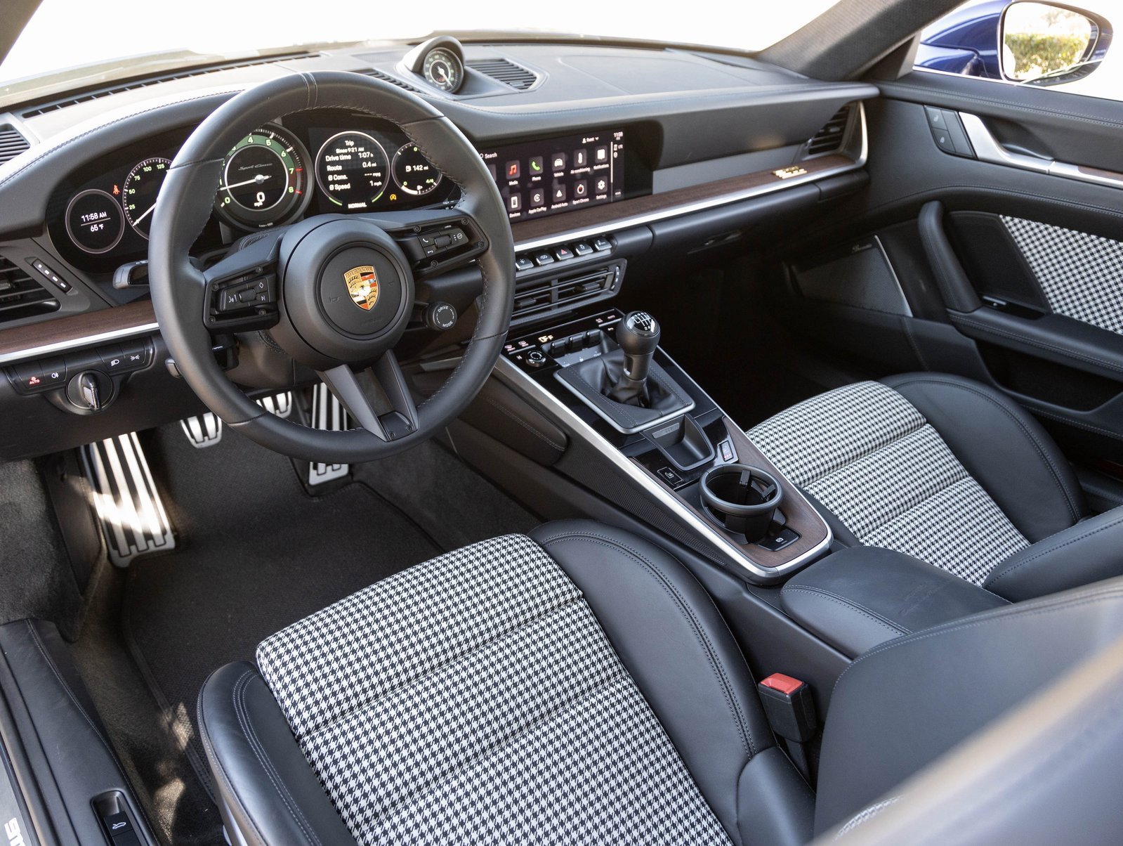 Used 2023 Porsche 911 Sport Classic image 4