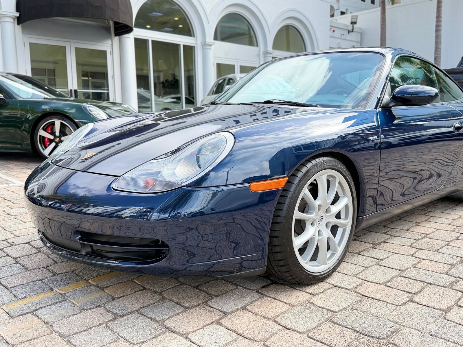 Used 2000 Porsche 911 Carrera RWD image 3