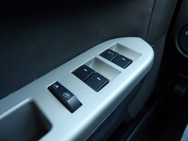 Used 2010 Ford Escape XLT AWD/4WD image 19