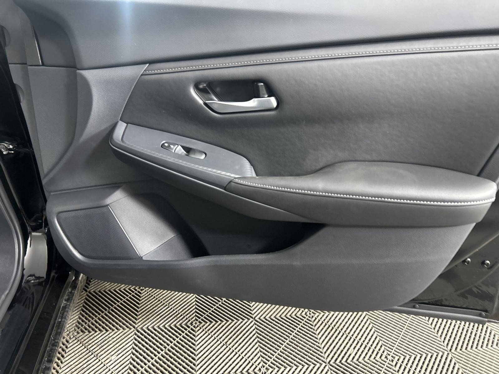 New 2025 Nissan Sentra SV w/ All-Weather Package FWD image 41