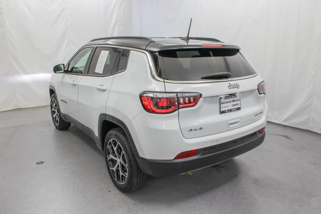 Used 2024 Jeep Compass Limited AWD/4WD image 9