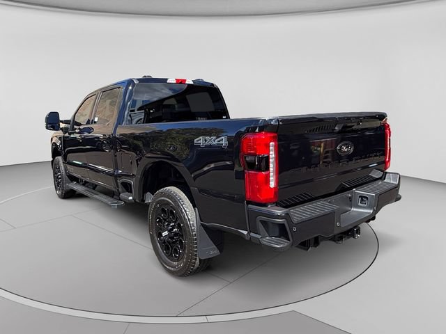 Used 2025 Ford F350 Lariat w/ Black Appearance Package AWD/4WD image 3