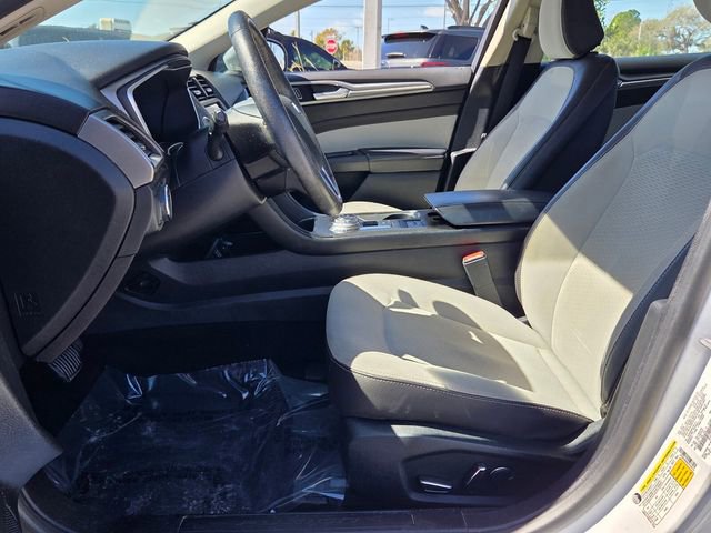 Certified 2020 Ford Fusion SE w/ Equipment Group 151A image 12