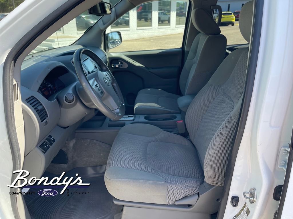 Used 2018 Nissan Frontier SV w/ Value Truck Package image 10