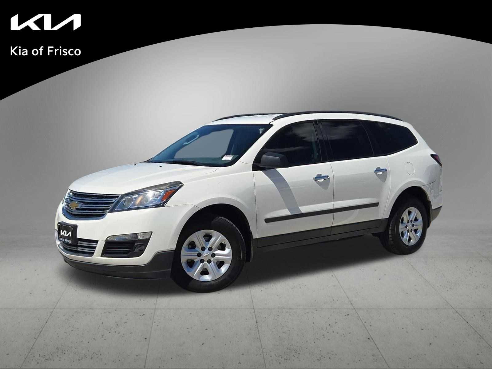 Used 2015 Chevrolet Traverse LS FWD image 1