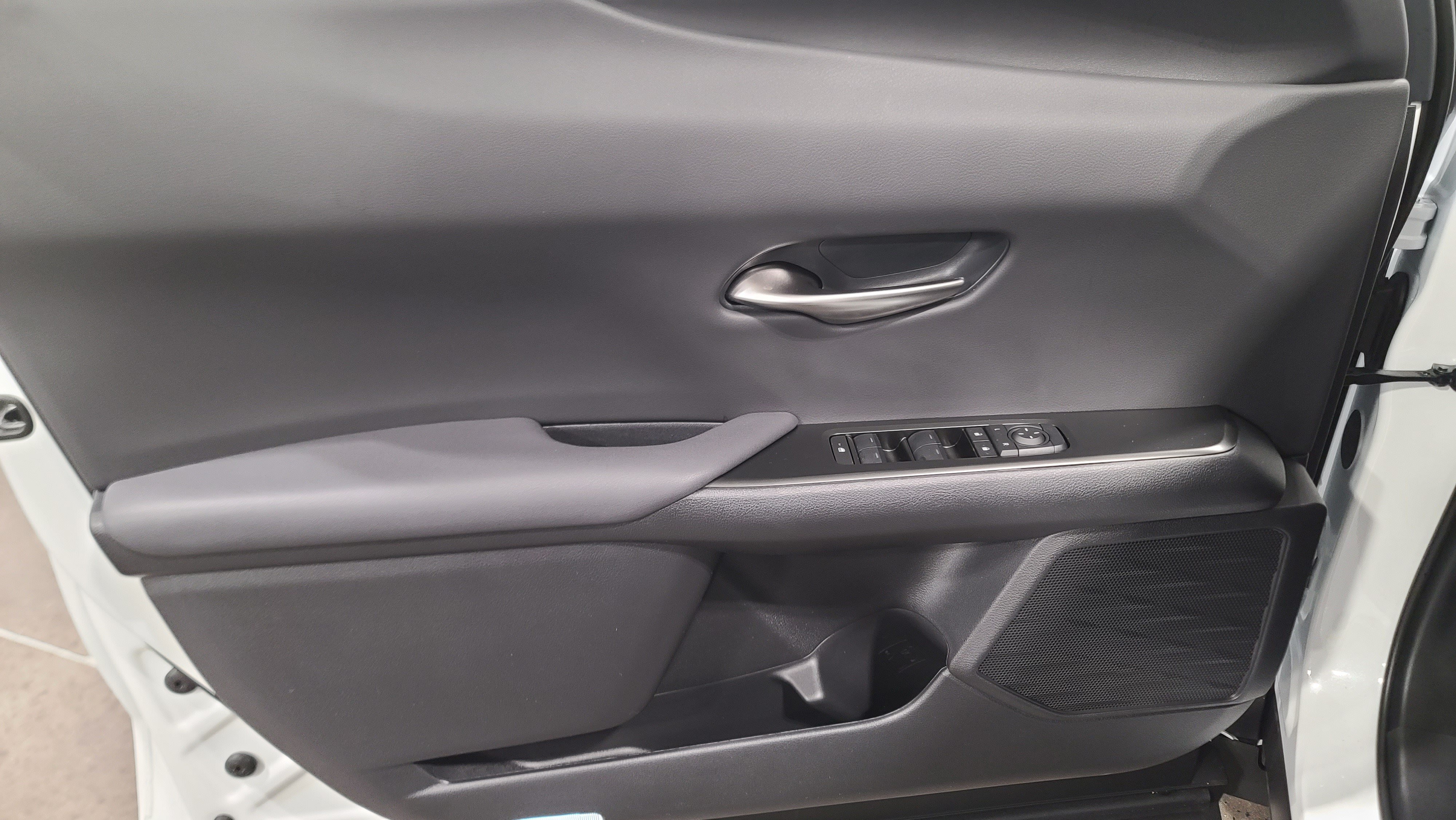 Certified 2026 Lexus UX 300h FWD w/ Accessory Package (2T) image 14
