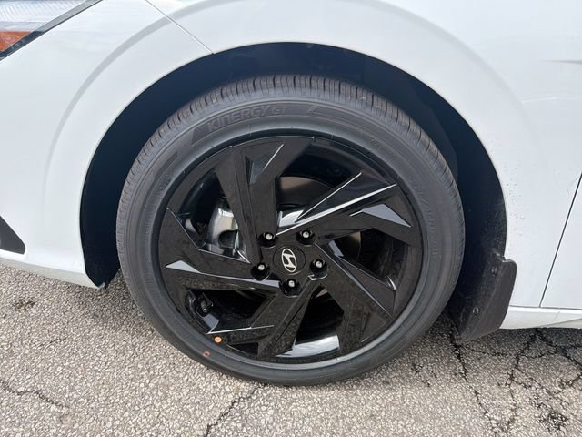 New 2026 Hyundai Elantra Sport FWD image 20