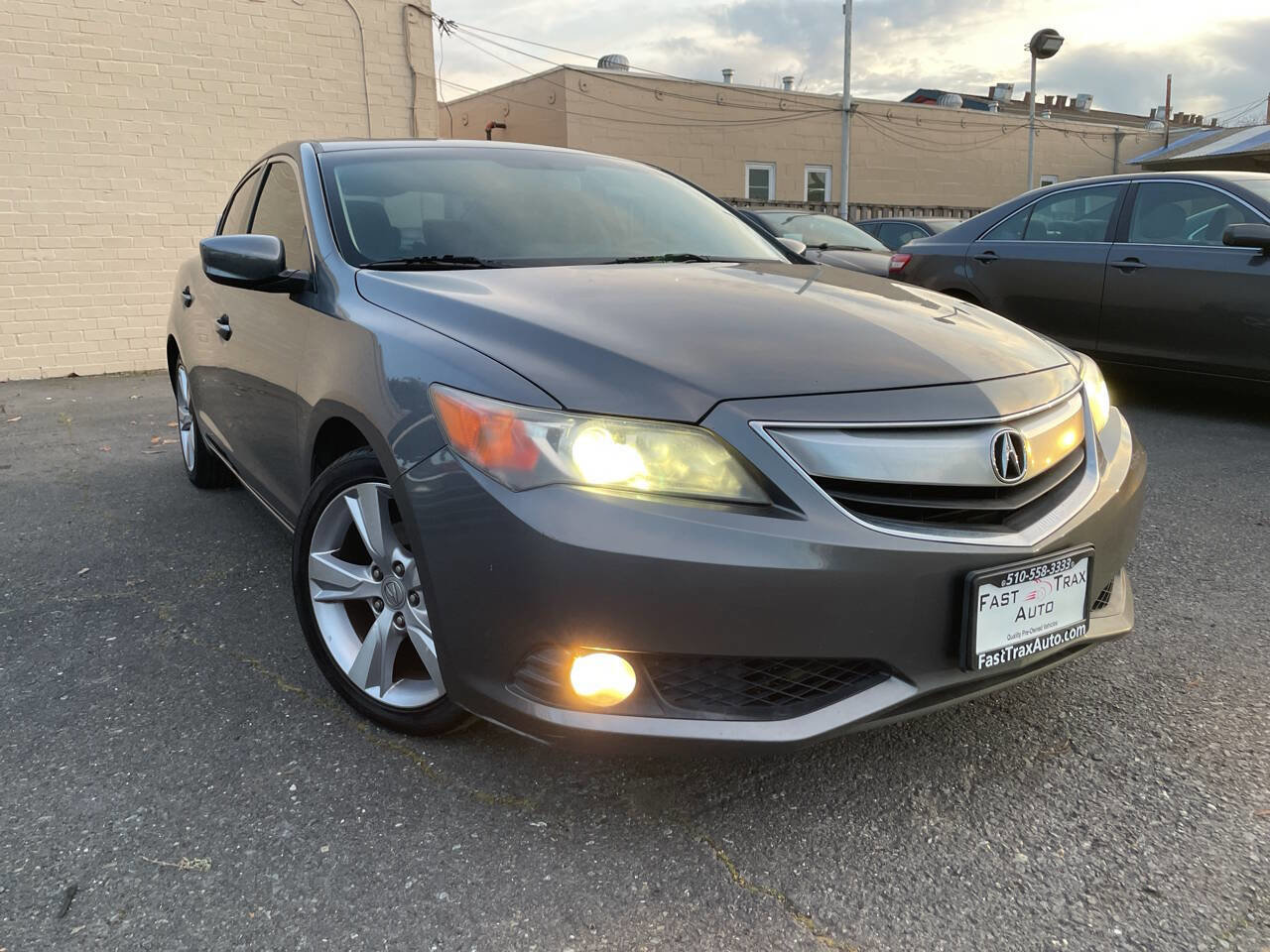 Used 2014 Acura ILX w/ Technology Package