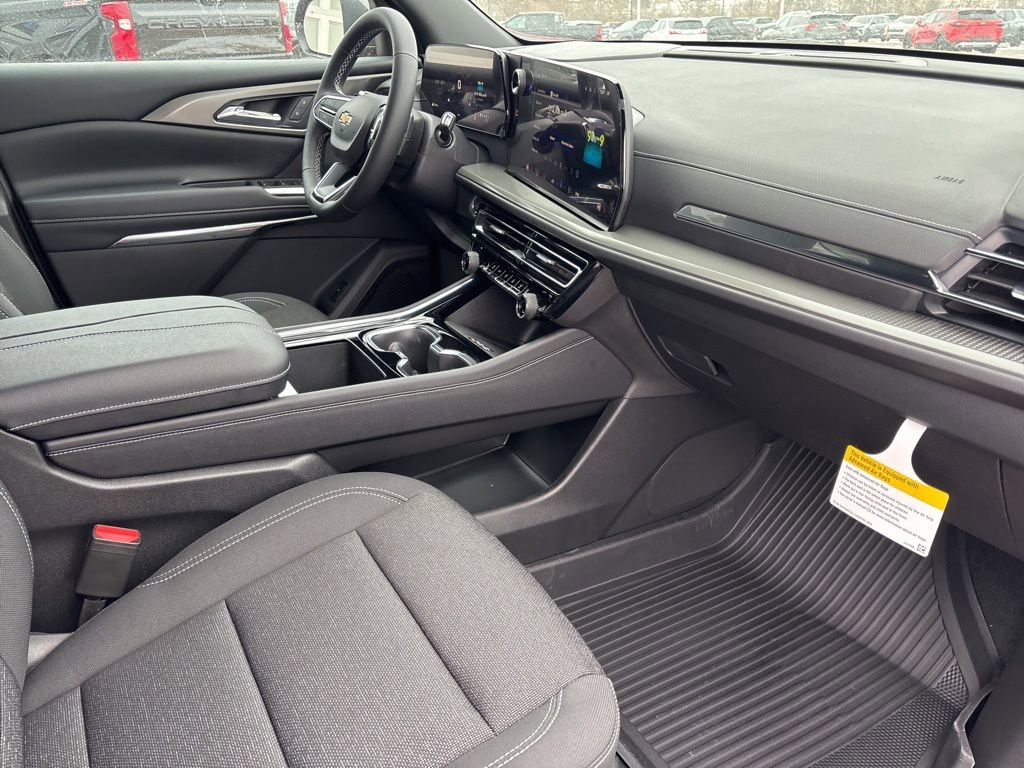 New 2026 Chevrolet Traverse LT w/ Driver Confidence Package image 28