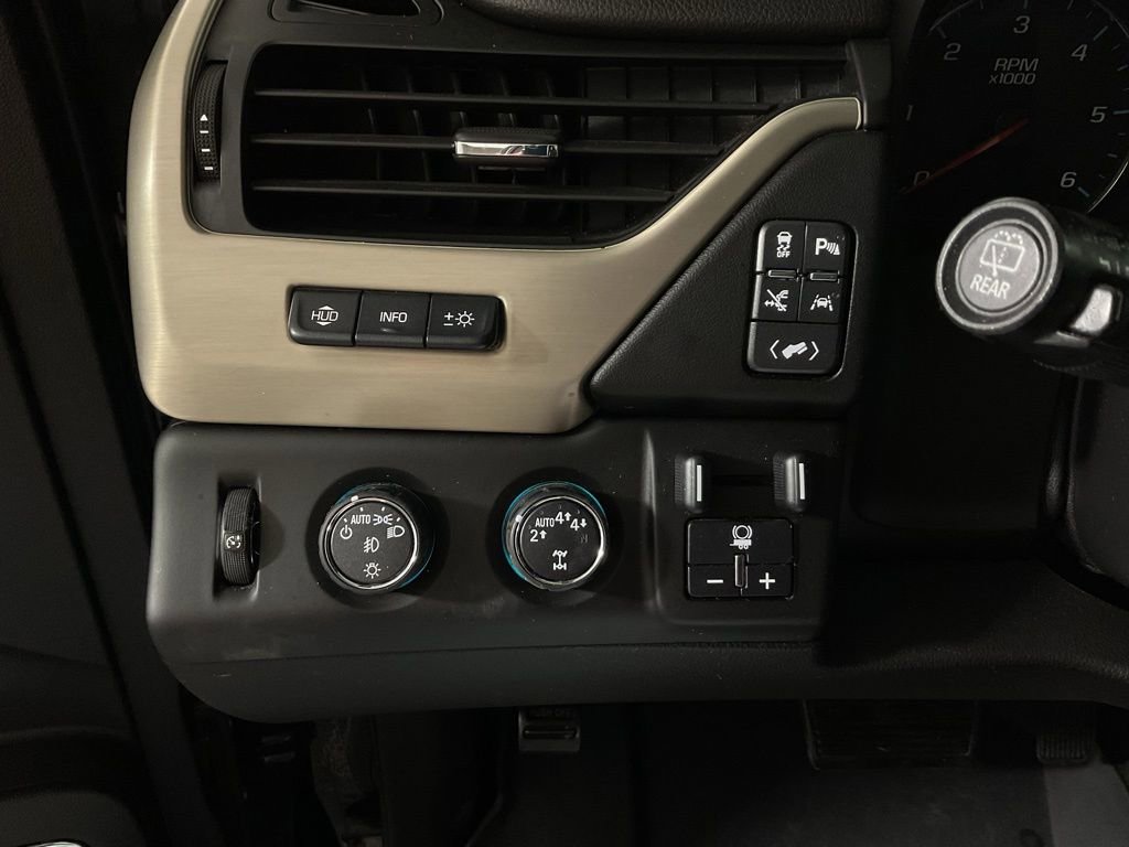 Used 2017 GMC Yukon Denali w/ Open Road Package image 29