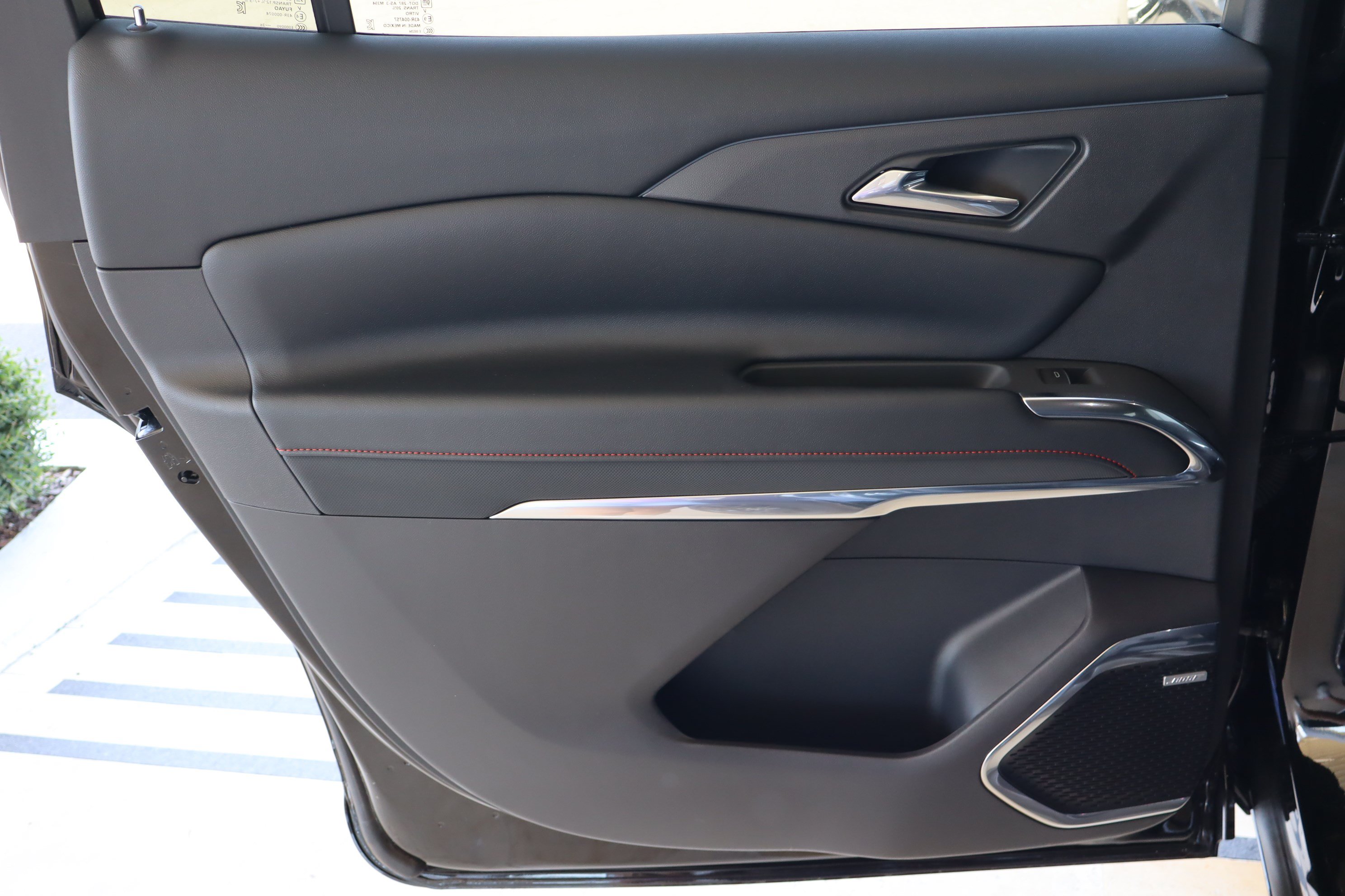 New 2026 Chevrolet Traverse RS w/ LPO, Floor Liner Package FWD image 20