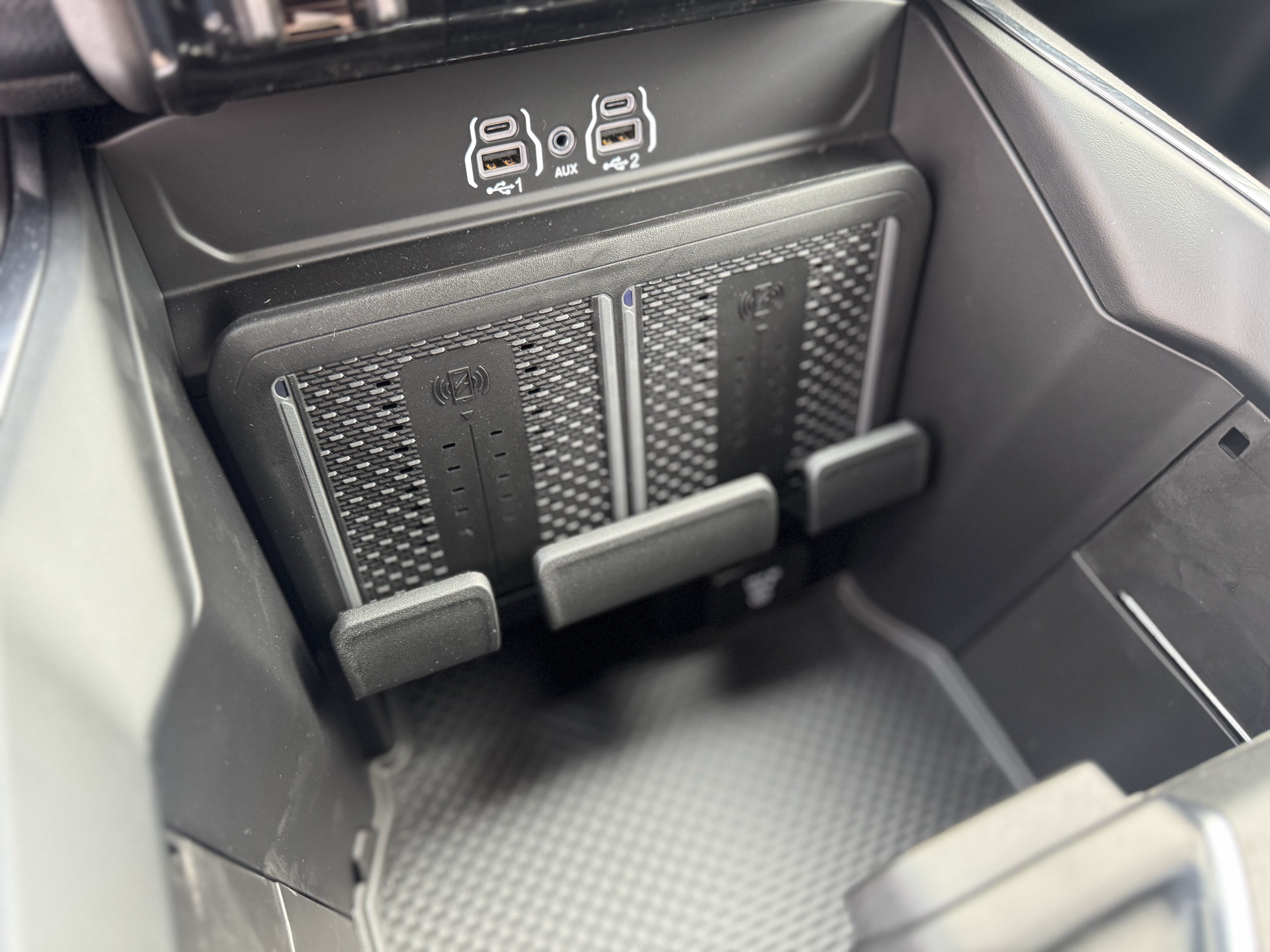 New 2026 RAM 2500 Laramie AWD/4WD image 25