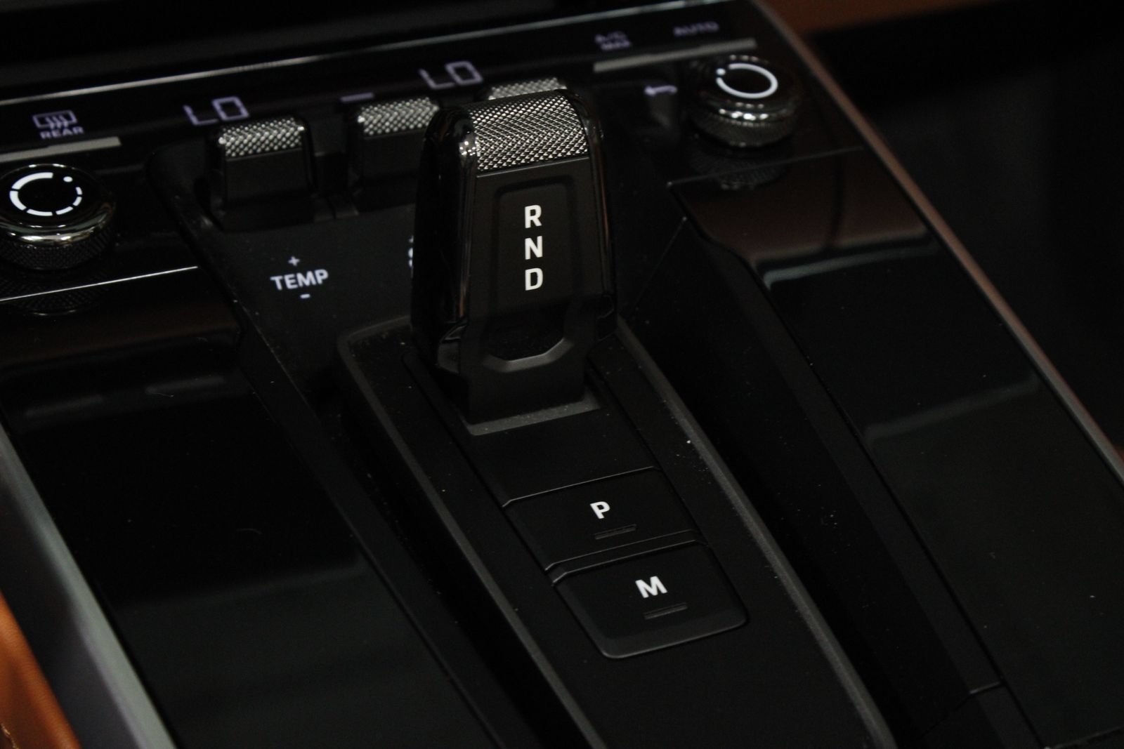 Certified 2024 Porsche 911 Turbo S AWD/4WD image 32