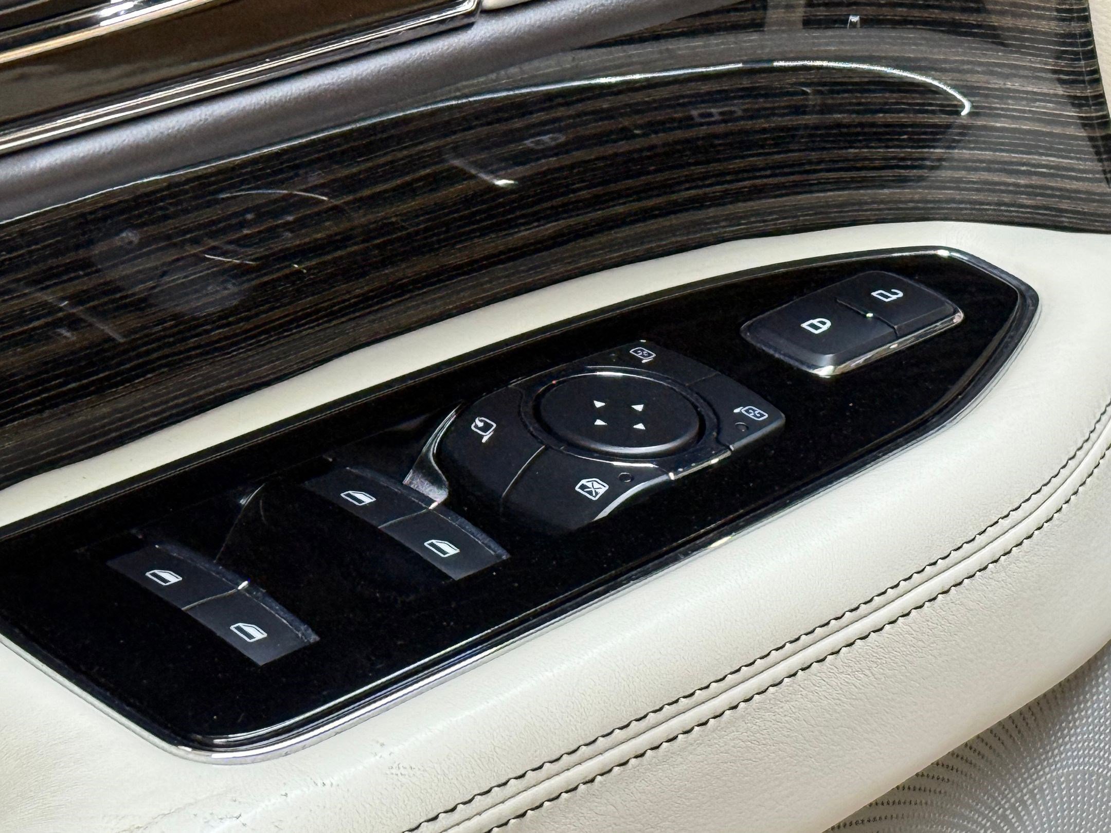 Used 2021 Lincoln Navigator Black Label AWD/4WD image 24