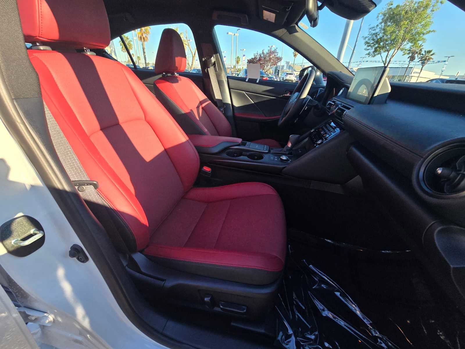 Used 2025 Lexus IS 300 F Sport image 11