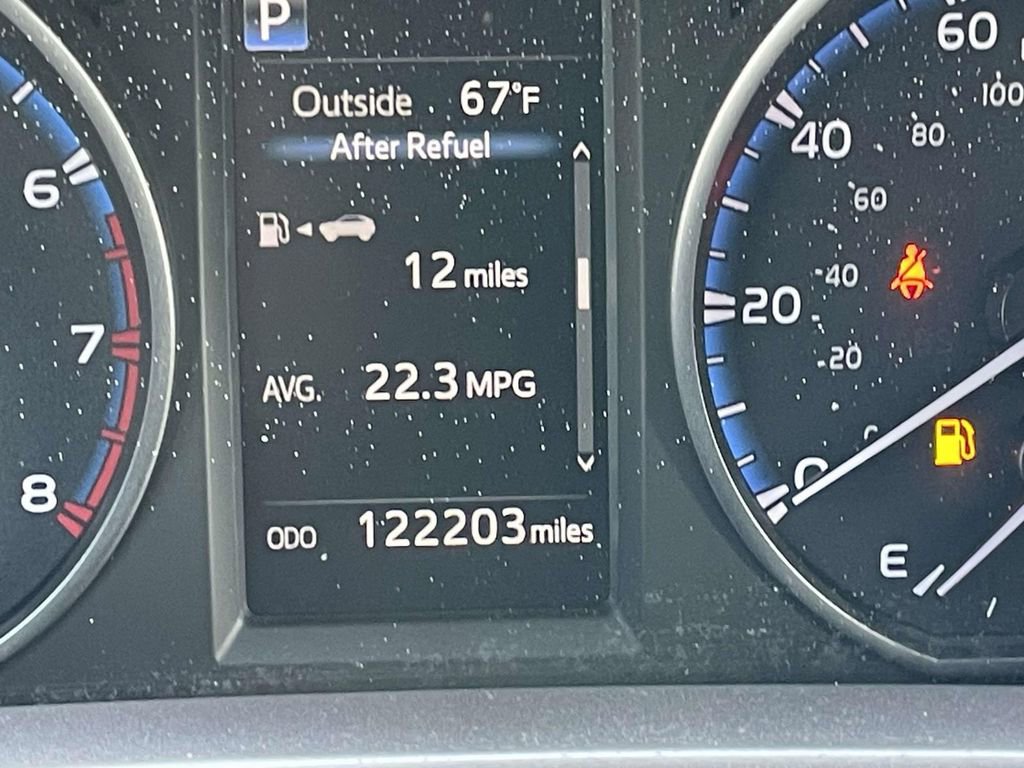 Used 2017 Toyota RAV4 XLE image 37