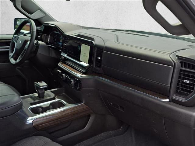 Used 2025 Chevrolet Silverado 1500 RST AWD/4WD image 25